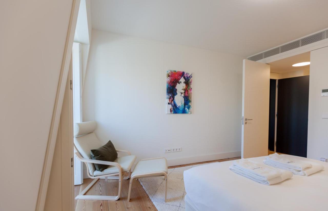 Flh Praca Comercio Artistic Flat With Balcony Lisbon Luaran gambar