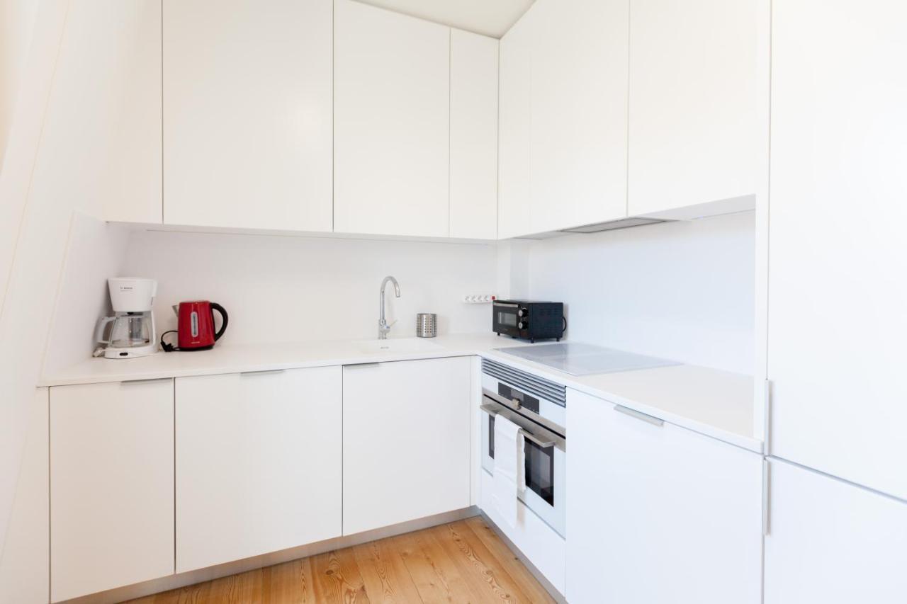 Flh Praca Comercio Artistic Flat With Balcony Lisbon Luaran gambar