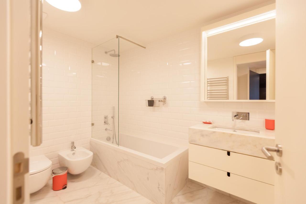 Flh Praca Comercio Artistic Flat With Balcony Lisbon Luaran gambar